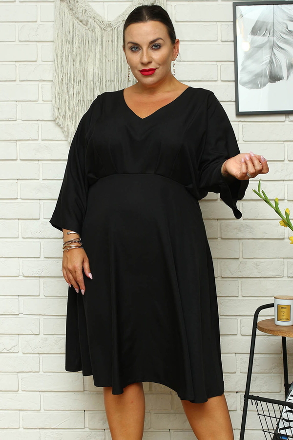 Czarna sukienka KARKO z długim rękawem w stylu casual