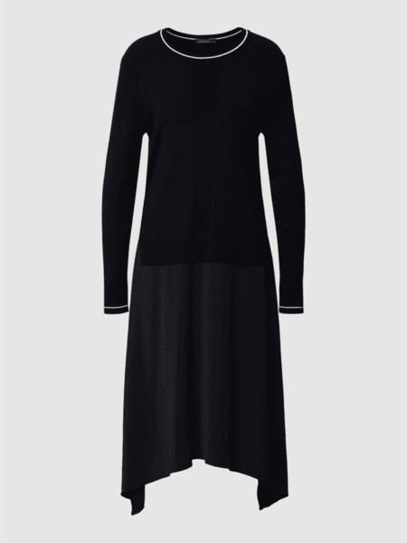 Czarna sukienka Marc Cain z długim rękawem asymetryczna z okrągłym dekoltem