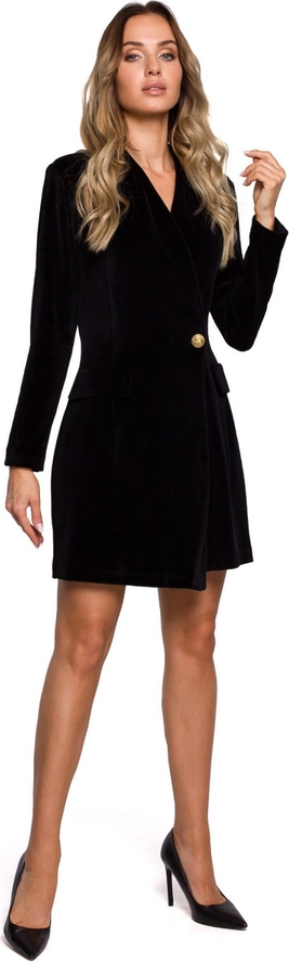Czarna sukienka MOE z długim rękawem w stylu casual