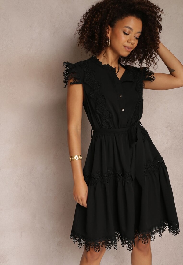 Czarna sukienka Renee z dekoltem w kształcie litery v