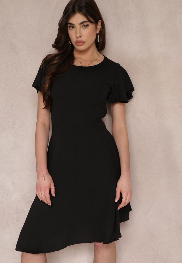 Czarna sukienka Renee z krótkim rękawem rozkloszowana