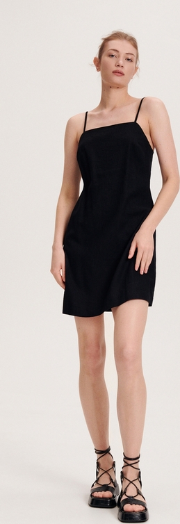 Czarna sukienka Reserved w stylu casual mini na ramiączkach