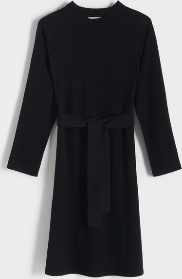 Czarna sukienka Reserved w stylu casual z okrągłym dekoltem mini