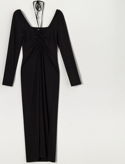 Czarna sukienka Sinsay w stylu casual midi z dekoltem w kształcie litery v