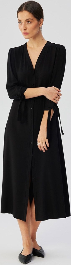 Czarna sukienka Stylove w stylu casual z długim rękawem z dekoltem w kształcie litery v