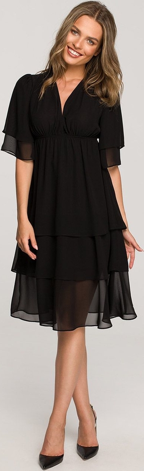 Czarna sukienka Stylove z szyfonu z krótkim rękawem z dekoltem w kształcie litery v