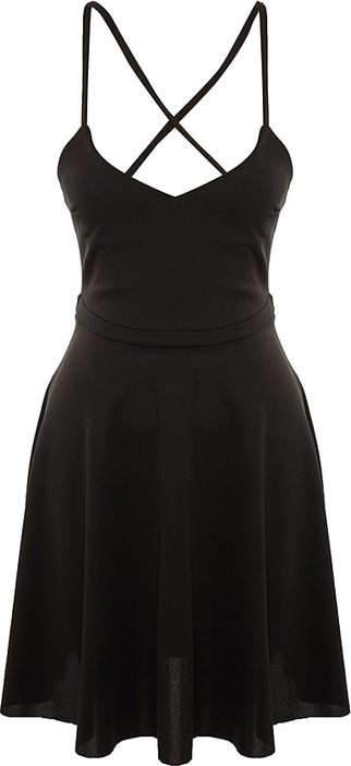 Czarna sukienka Trendyol z dekoltem w kształcie litery v na ramiączkach