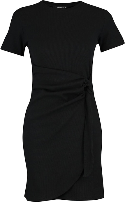 Czarna sukienka Trendyol z krótkim rękawem mini
