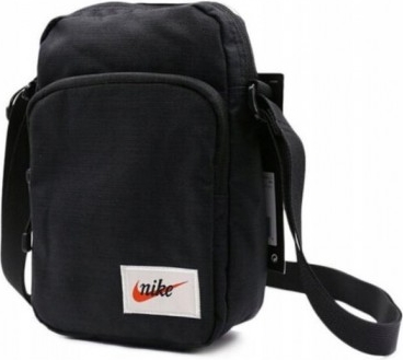 Czarna torba Nike