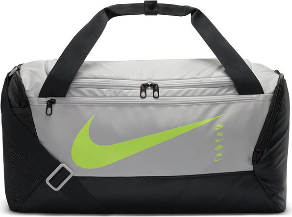 Czarna torba podróżna Nike