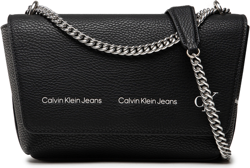 Czarna torebka Calvin Klein mała matowa na ramię
