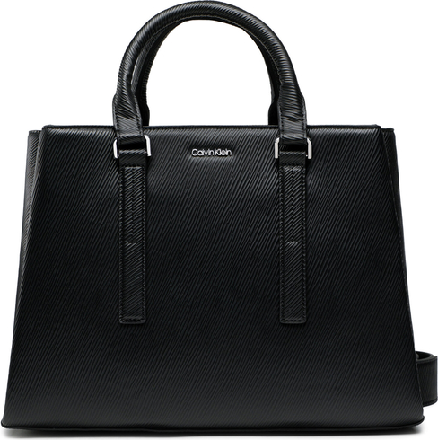 Czarna torebka Calvin Klein matowa do ręki