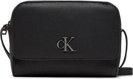 Czarna torebka Calvin Klein matowa w młodzieżowym stylu średnia