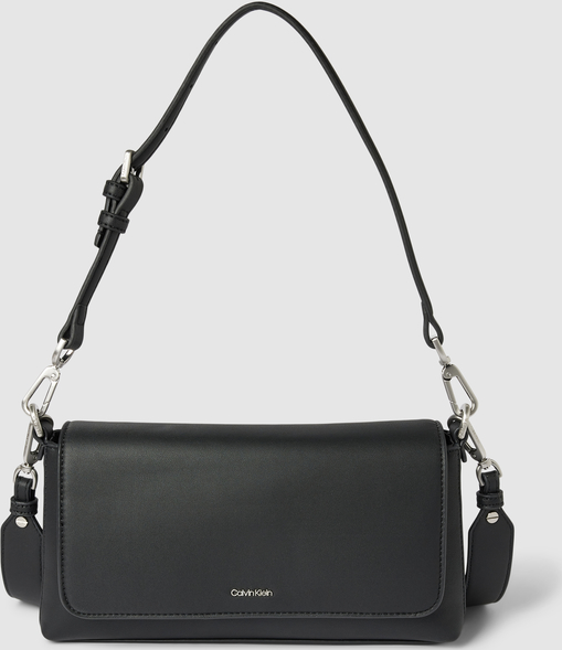 Czarna torebka Calvin Klein matowa ze skóry ekologicznej na ramię