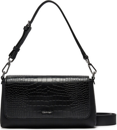 Czarna torebka Calvin Klein na ramię matowa średnia