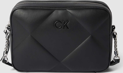 Czarna torebka Calvin Klein na ramię matowa ze skóry ekologicznej
