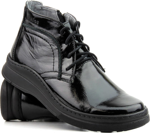 Czarne botki Helios Komfort sznurowane lakierowane w stylu casual
