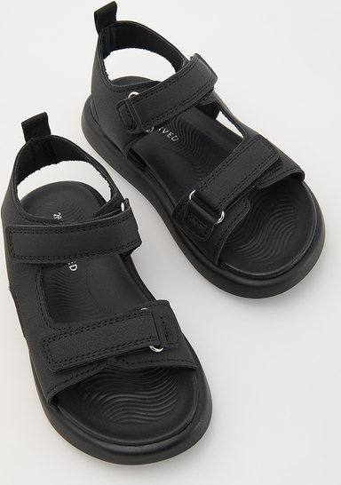 Czarne buty dziecięce letnie Reserved