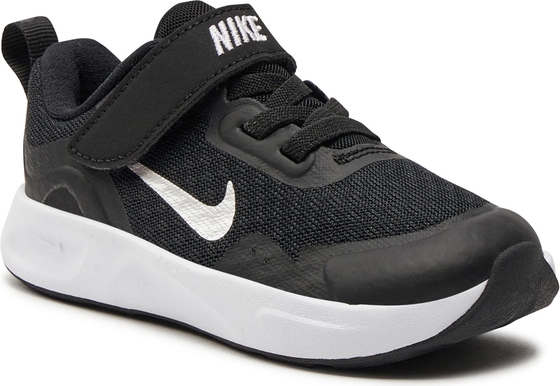 Czarne buty sportowe dziecięce Nike sznurowane