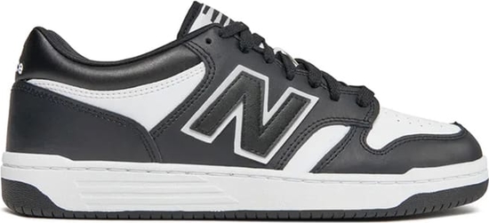 Czarne buty sportowe New Balance z płaską podeszwą z tkaniny