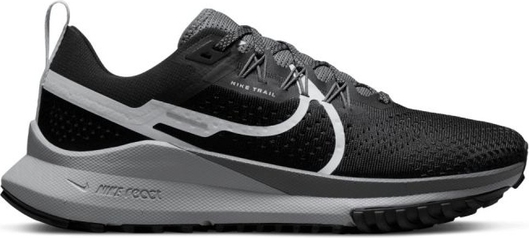 Czarne buty sportowe Nike pegasus w sportowym stylu sznurowane