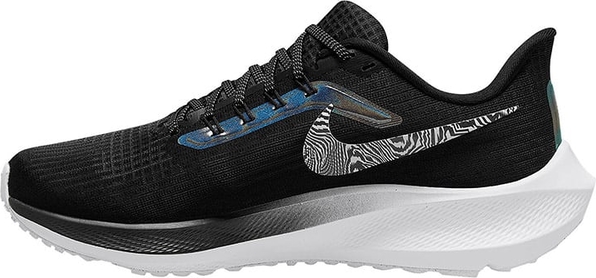 Czarne buty sportowe Nike pegasus z tkaniny z płaską podeszwą