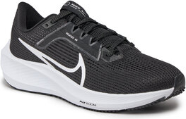 Czarne buty sportowe Nike sznurowane pegasus z płaską podeszwą