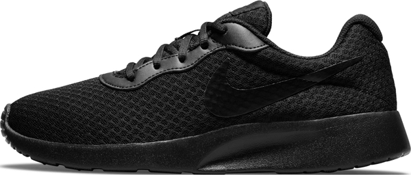 Czarne buty sportowe Nike sznurowane tanjun z płaską podeszwą