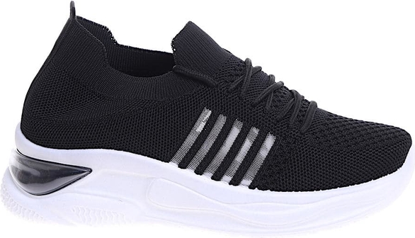 Czarne buty sportowe Pantofelek24.pl z płaską podeszwą w sportowym stylu