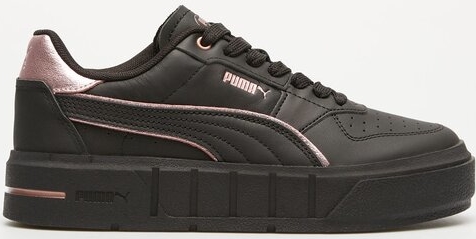 Czarne buty sportowe Puma cali w sportowym stylu z płaską podeszwą
