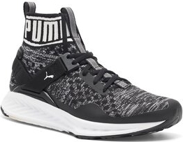 Czarne buty sportowe Puma z płaską podeszwą sznurowane