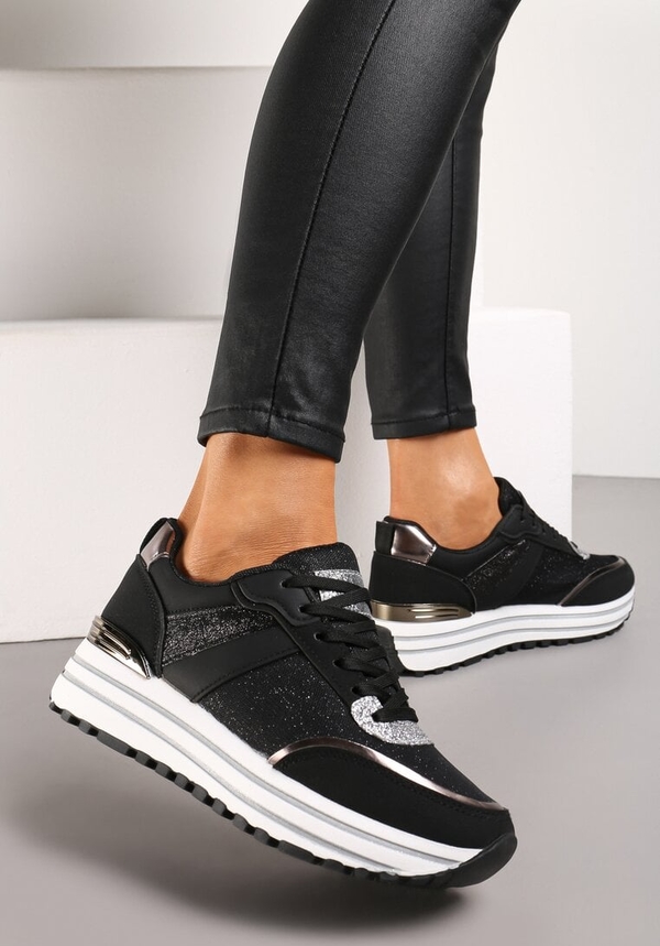 Czarne buty sportowe Renee w sportowym stylu sznurowane