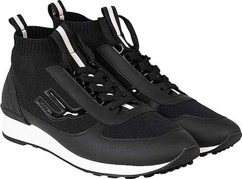 Czarne buty sportowe ubierzsie.com w sportowym stylu