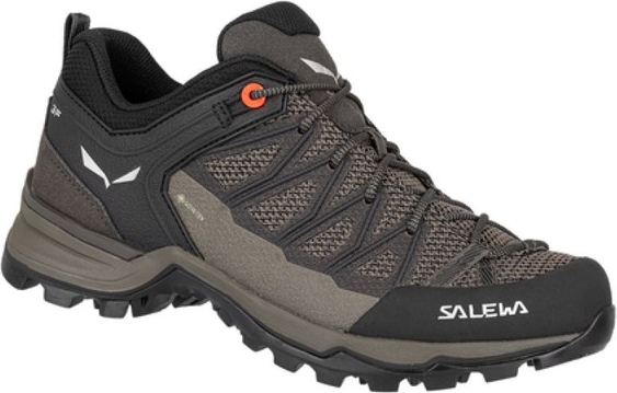 Czarne buty trekkingowe Salewa z płaską podeszwą