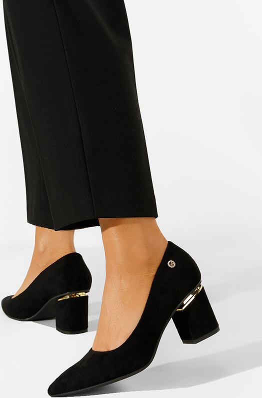 Czarne czółenka Zapatos ze spiczastym noskiem na średnim obcasie
