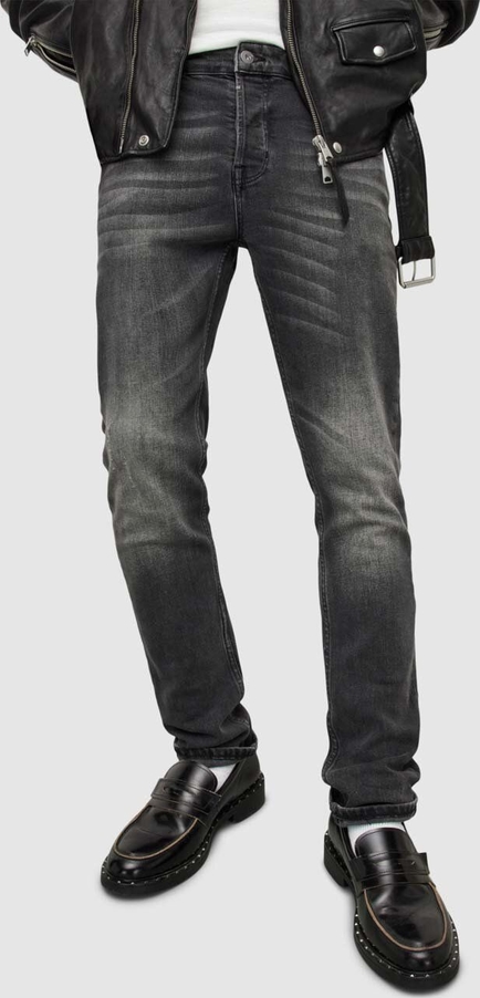 Czarne jeansy AllSaints w street stylu