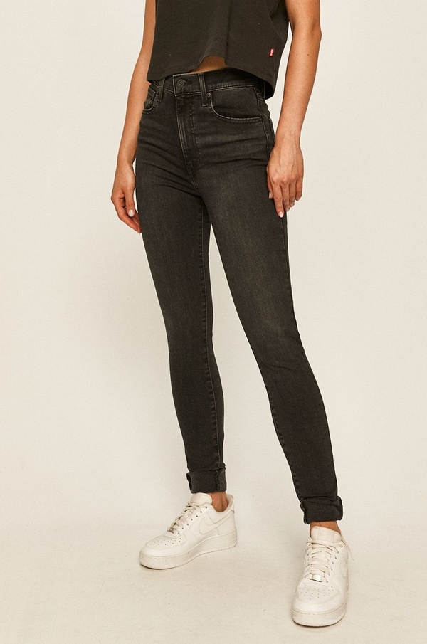 Czarne jeansy Levis w street stylu z tkaniny