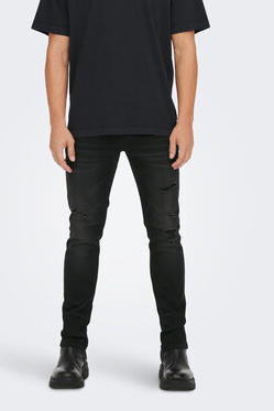 Czarne jeansy Only & Sons w street stylu