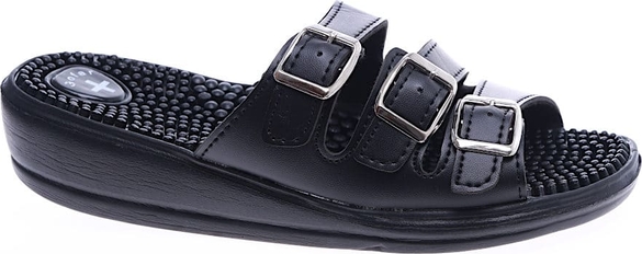 Czarne klapki Pantofelek24 z płaską podeszwą w stylu casual