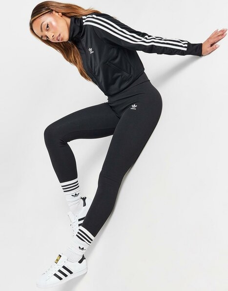 Czarne legginsy Adidas w sportowym stylu