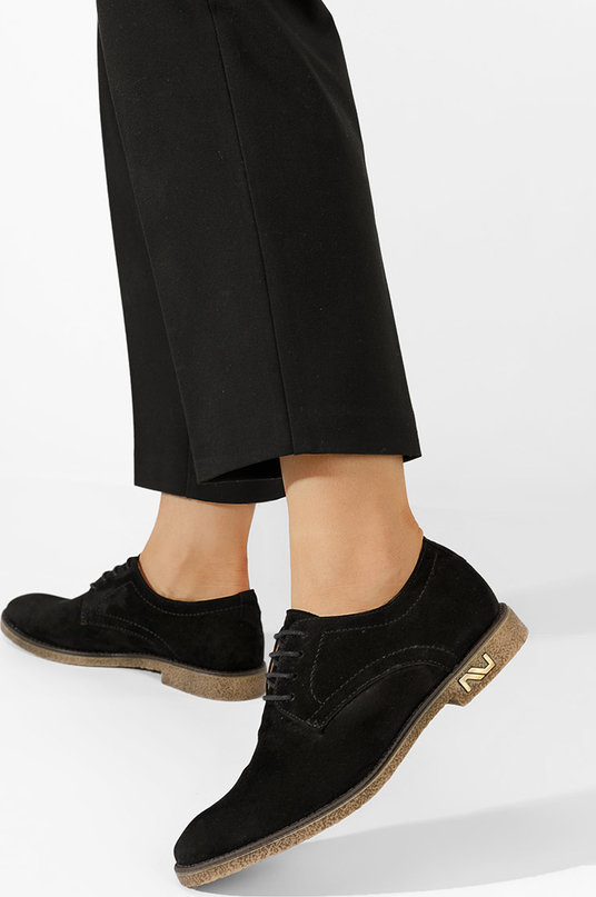 Czarne półbuty Zapatos w stylu casual ze skóry