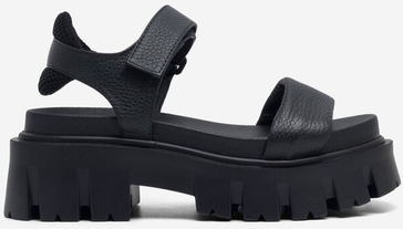 Czarne sandały Badura na platformie w stylu casual