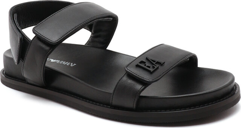 Czarne sandały Emporio Armani w stylu casual z płaską podeszwą ze skóry
