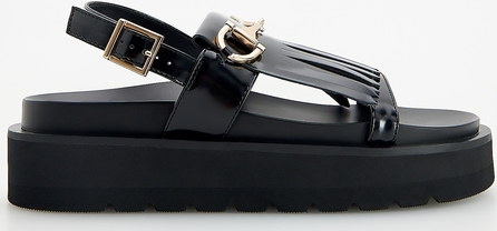 Czarne sandały Reserved w stylu casual na platformie z klamrami
