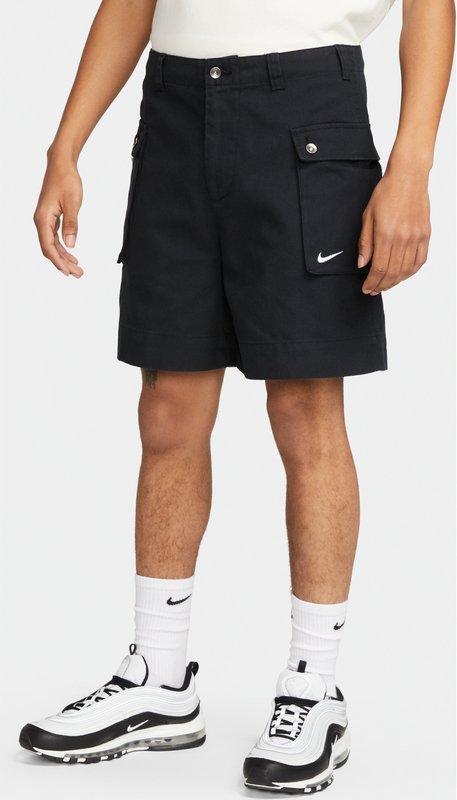 Czarne spodenki Nike w sportowym stylu z bawełny