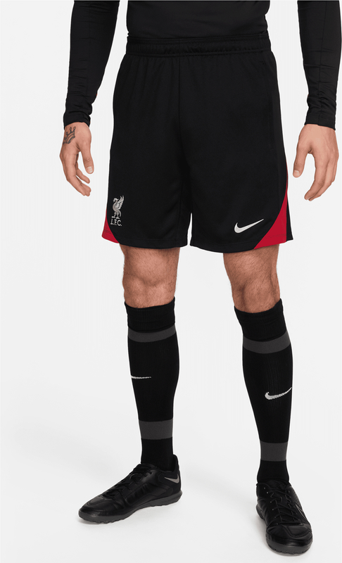 Czarne spodenki Nike z dresówki w sportowym stylu