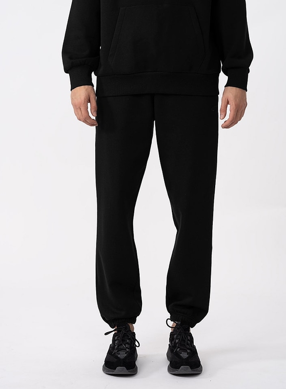 Czarne spodnie 4F z bawełny w sportowym stylu