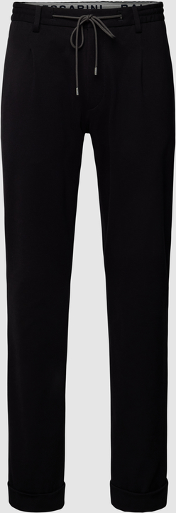 Czarne spodnie Baldessarini w sportowym stylu