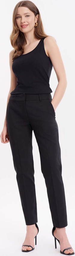 Czarne spodnie Greenpoint w stylu klasycznym
