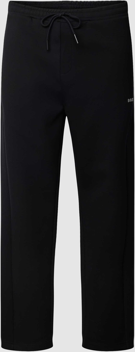 Czarne spodnie Hugo Boss z nadrukiem w sportowym stylu
